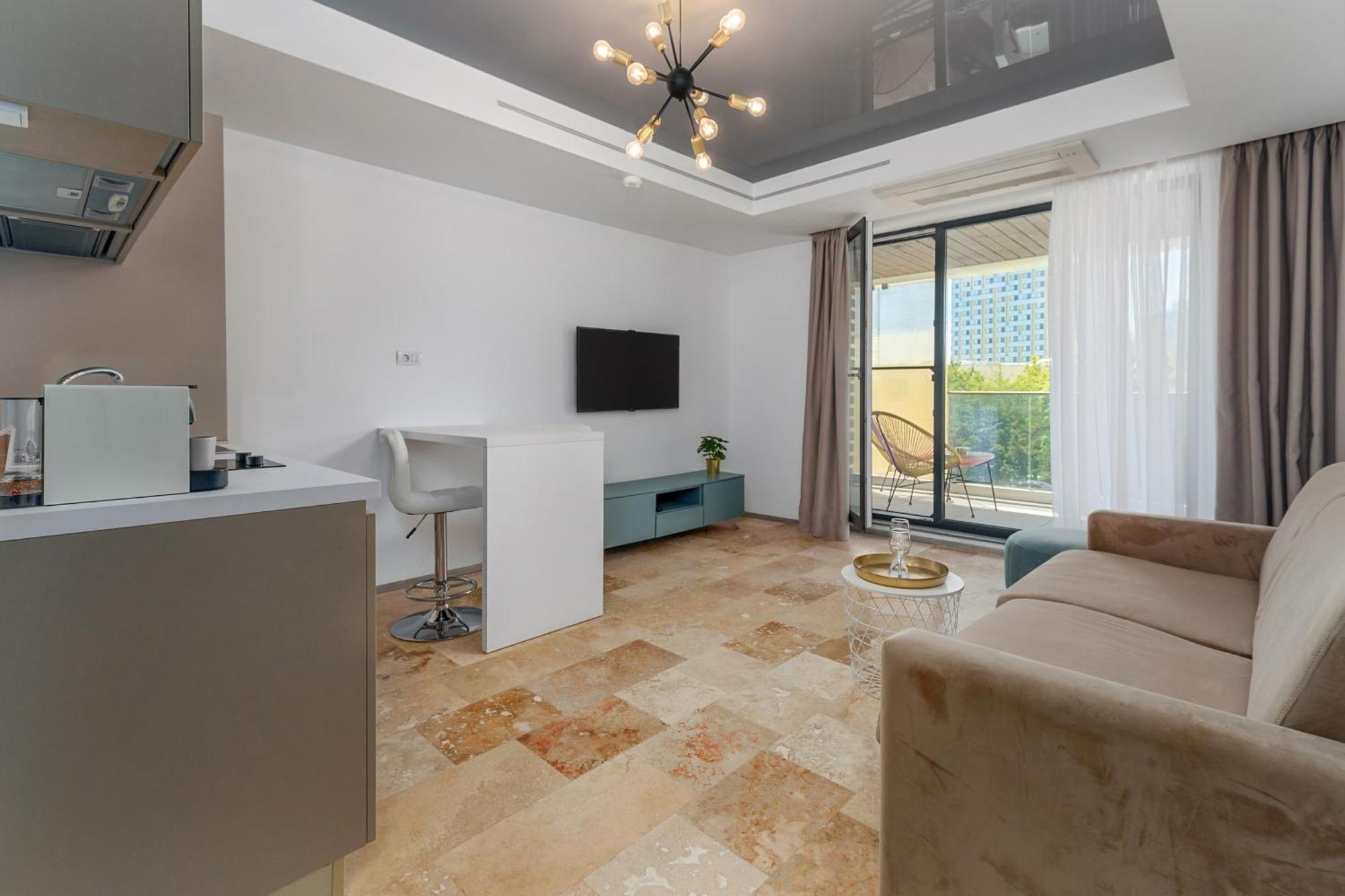 Astria Boutique - Complex Novum Apartment โอลิมป์ ภายนอก รูปภาพ