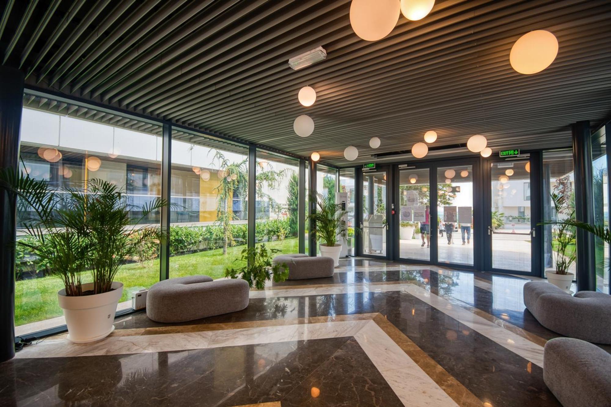 Astria Boutique - Complex Novum Apartment โอลิมป์ ภายนอก รูปภาพ